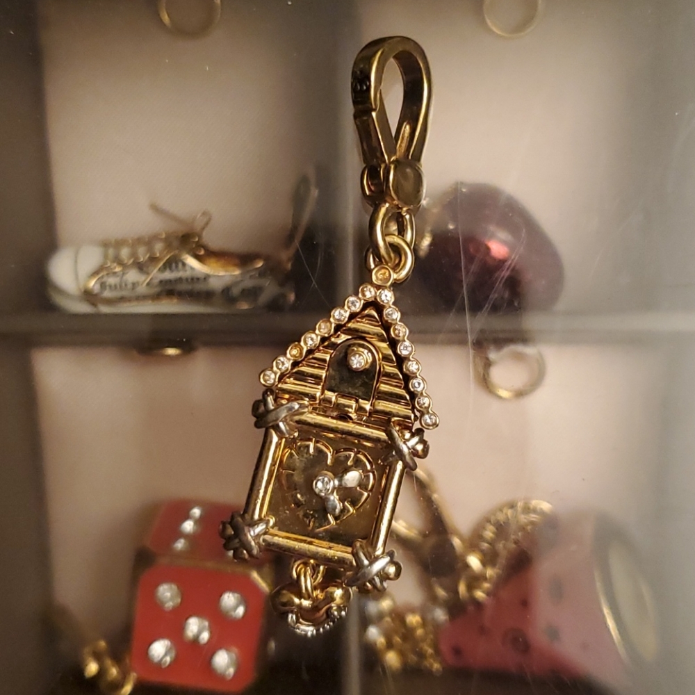 COPY - Juicy couture charm